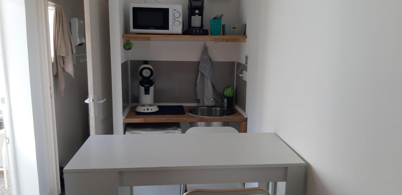 Petit Studio Independant Dans Jardin Avec Parking Et Portail Electrique Μασσαλία Εξωτερικό φωτογραφία
